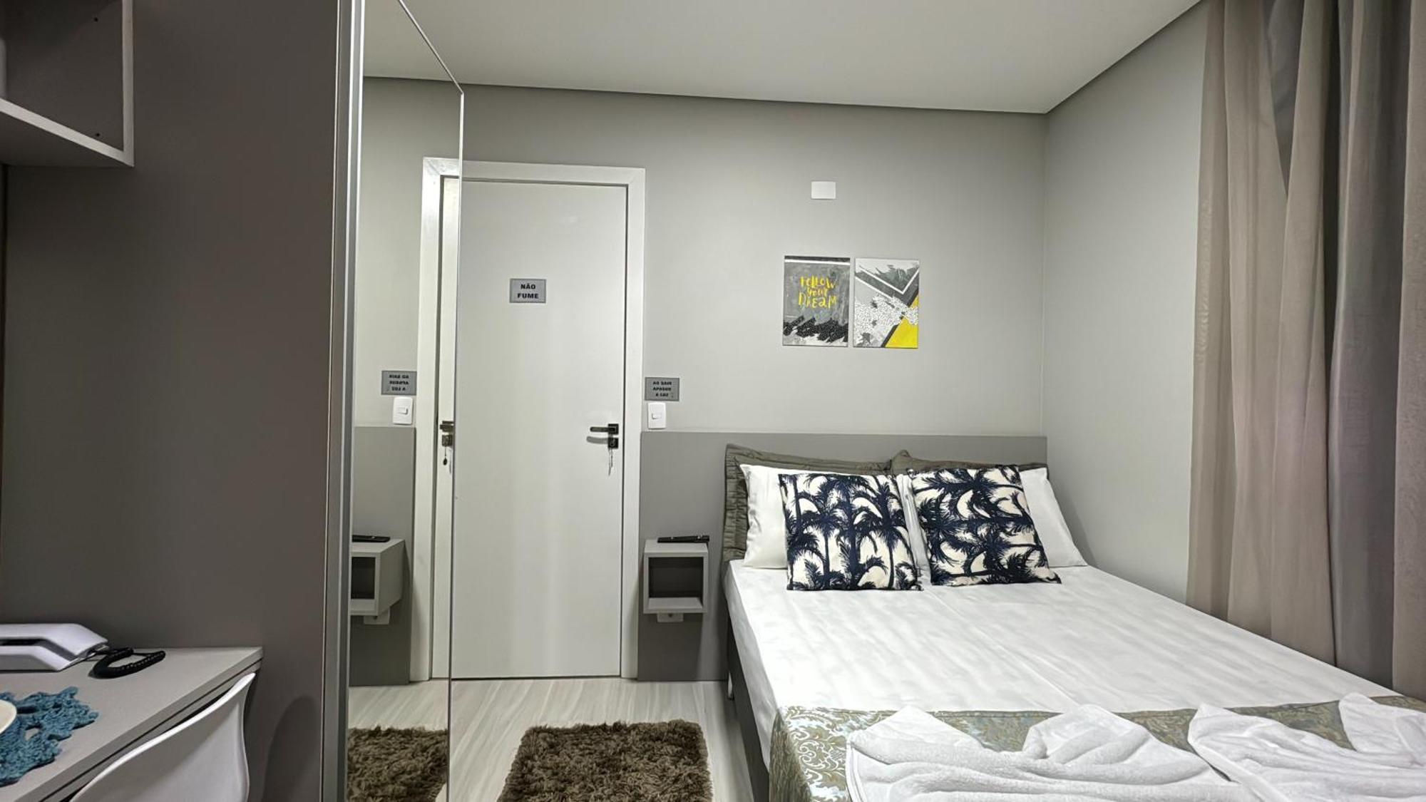 09- Studio Lindamente Decorado! Ideal Para Casal!!! Куритиба Экстерьер фото