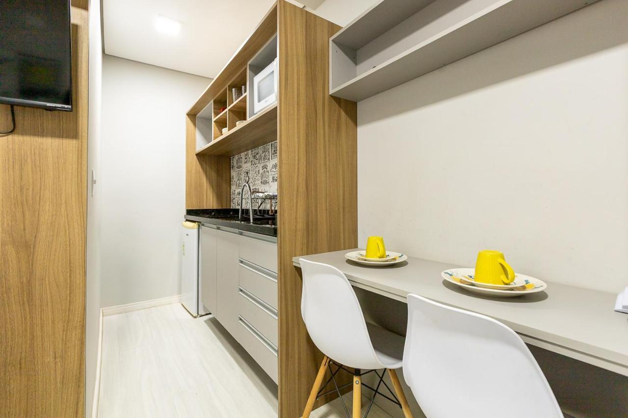 09- Studio Lindamente Decorado! Ideal Para Casal!!! Куритиба Экстерьер фото